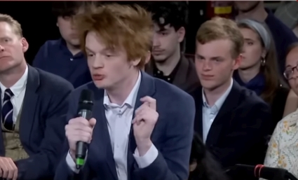 Young Brit makes a complete fool of himself